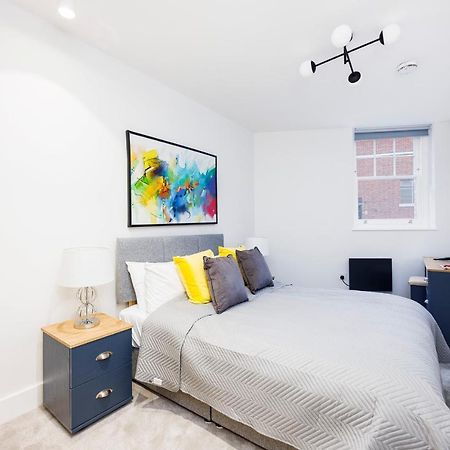 Luxury Spacious 2 Bed Apartment, London - Sk Exteriör bild