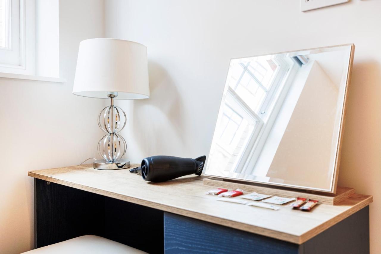 Luxury Spacious 2 Bed Apartment, London - Sk Exteriör bild