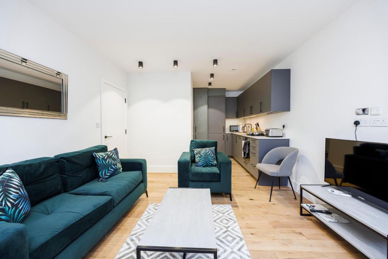 Luxury Spacious 2 Bed Apartment, London - Sk Exteriör bild
