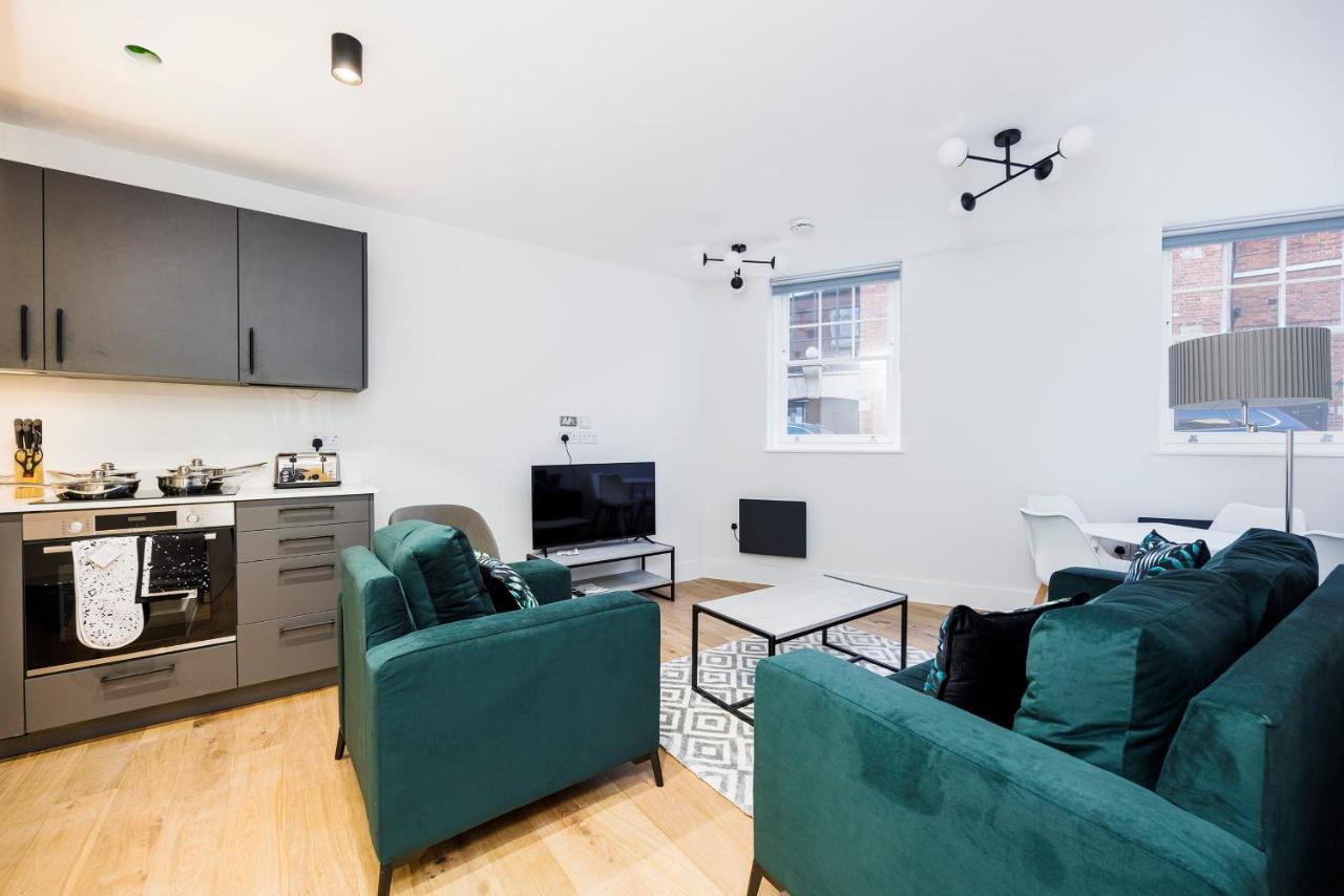 Luxury Spacious 2 Bed Apartment, London - Sk Exteriör bild