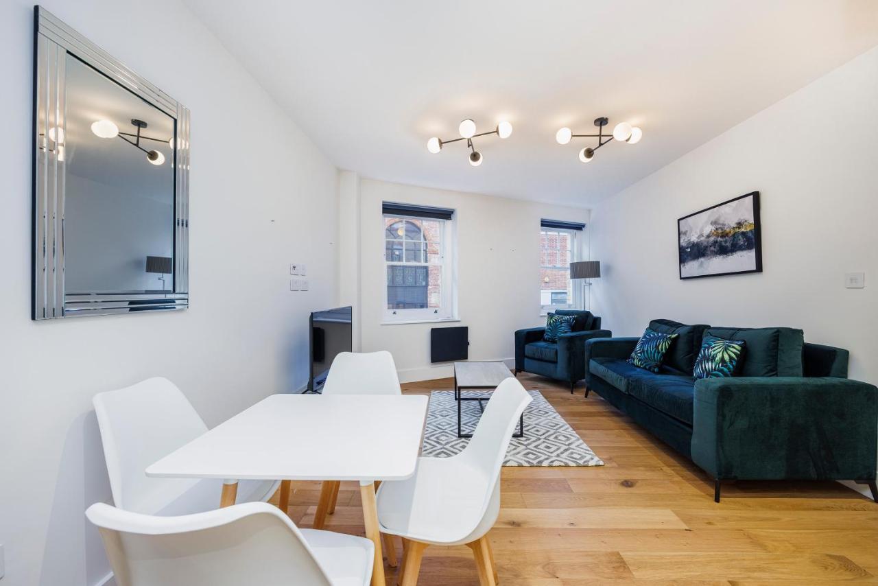 Luxury Spacious 2 Bed Apartment, London - Sk Exteriör bild
