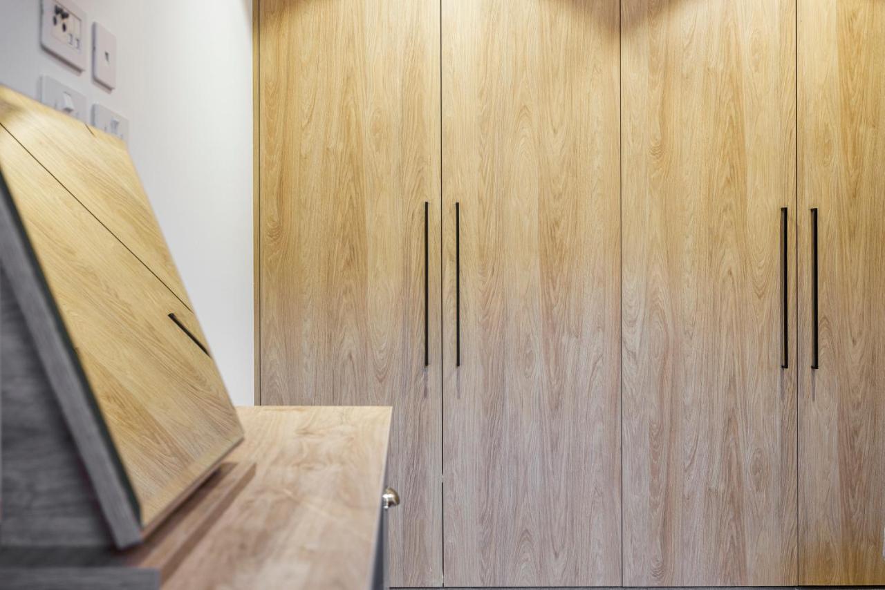 Luxury Spacious 2 Bed Apartment, London - Sk Exteriör bild