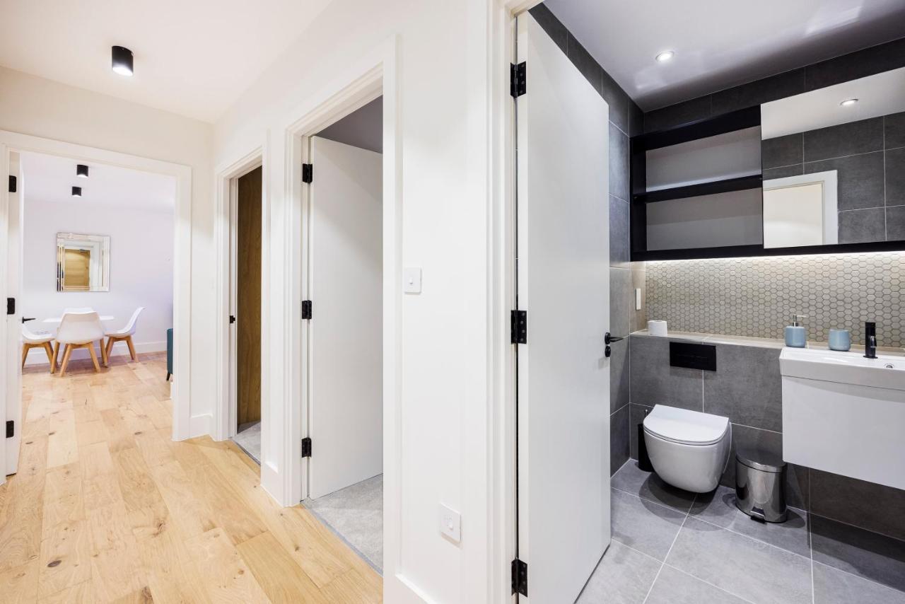 Luxury Spacious 2 Bed Apartment, London - Sk Exteriör bild