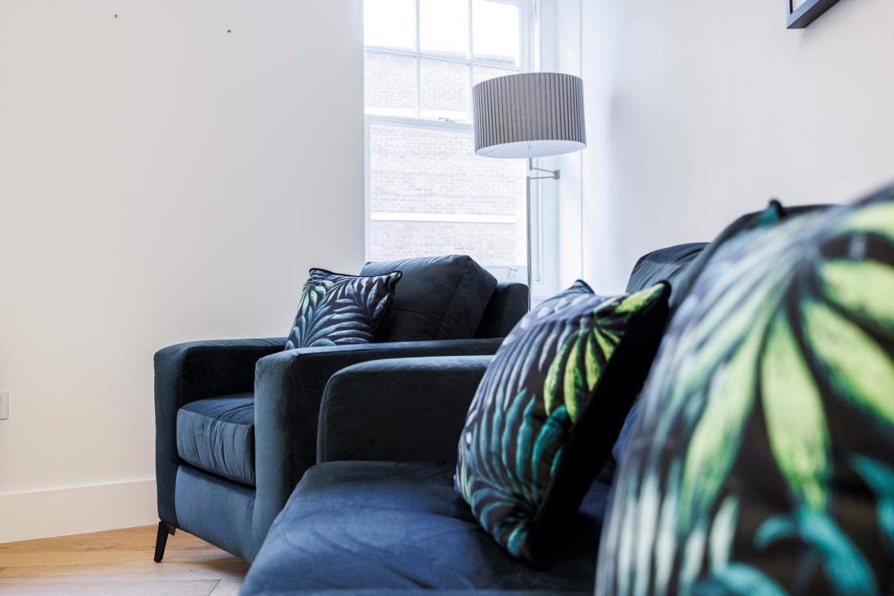 Luxury Spacious 2 Bed Apartment, London - Sk Exteriör bild