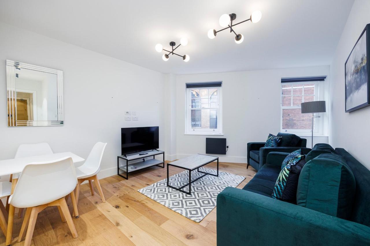 Luxury Spacious 2 Bed Apartment, London - Sk Exteriör bild