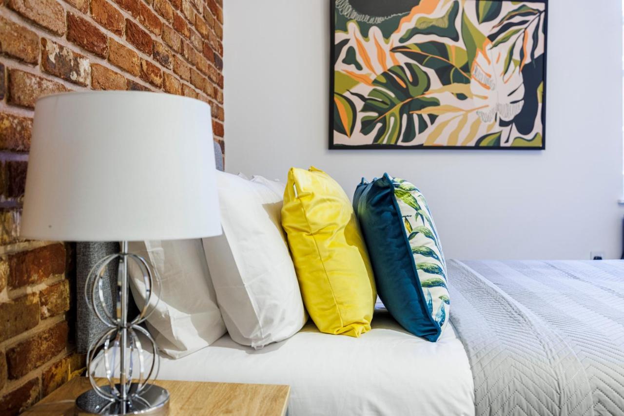 Luxury Spacious 2 Bed Apartment, London - Sk Exteriör bild