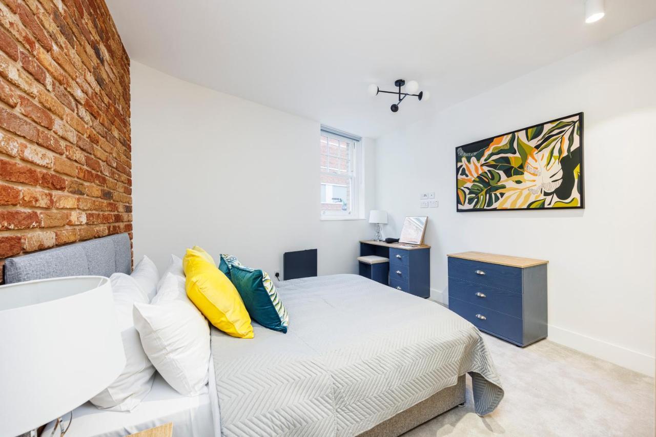 Luxury Spacious 2 Bed Apartment, London - Sk Exteriör bild