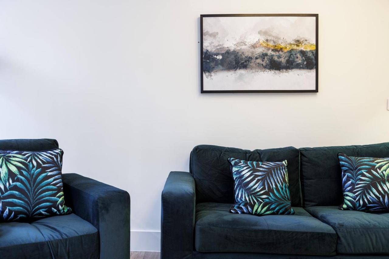 Luxury Spacious 2 Bed Apartment, London - Sk Exteriör bild