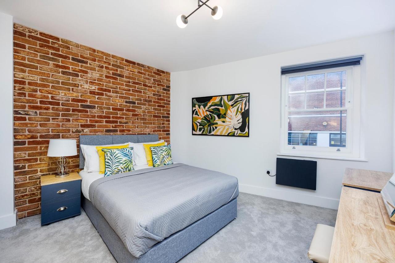 Luxury Spacious 2 Bed Apartment, London - Sk Exteriör bild