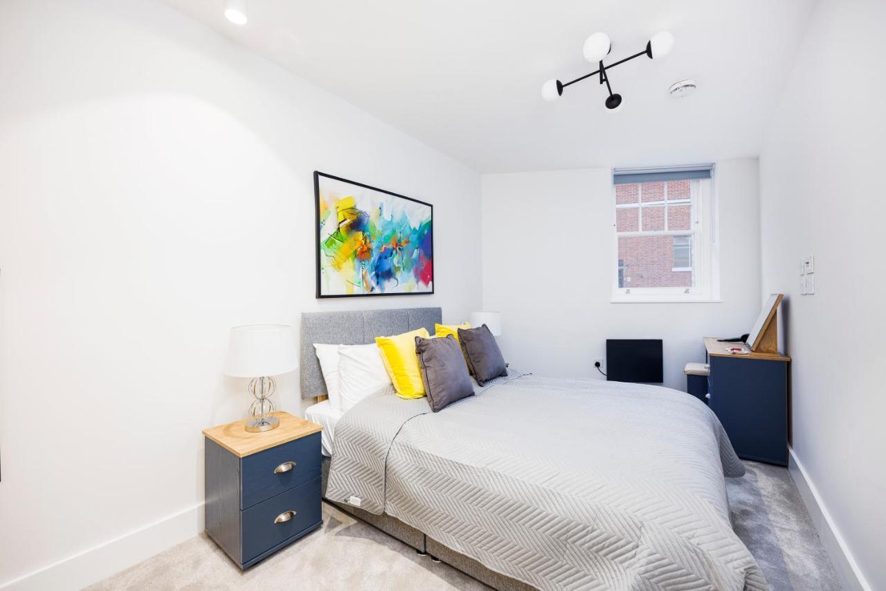 Luxury Spacious 2 Bed Apartment, London - Sk Exteriör bild